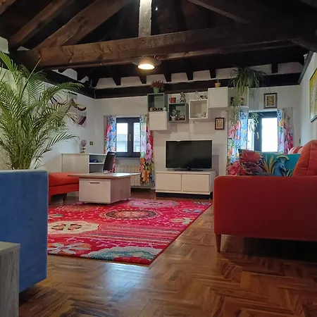 Hala' House Apartamento
